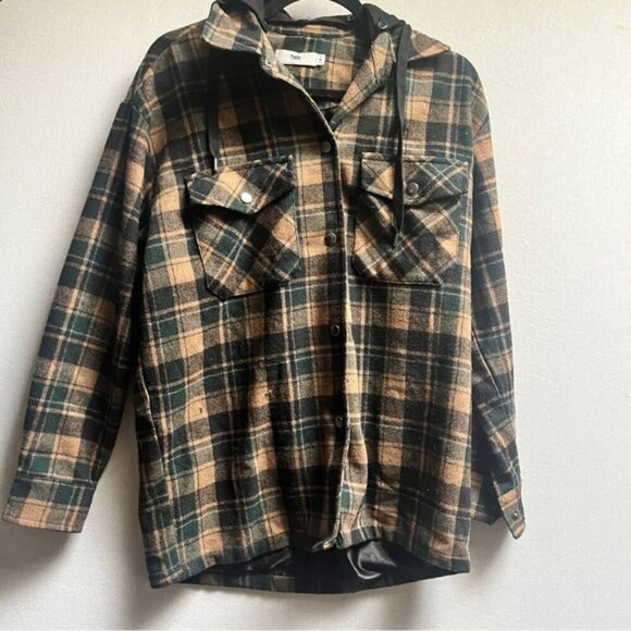 twik Jackets & Blazers - Twik Par Simons plaid hooded snap button shacket Sz XS